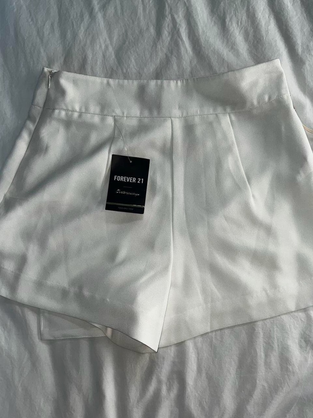Forever 21 White Asymmetrical Hem Skort